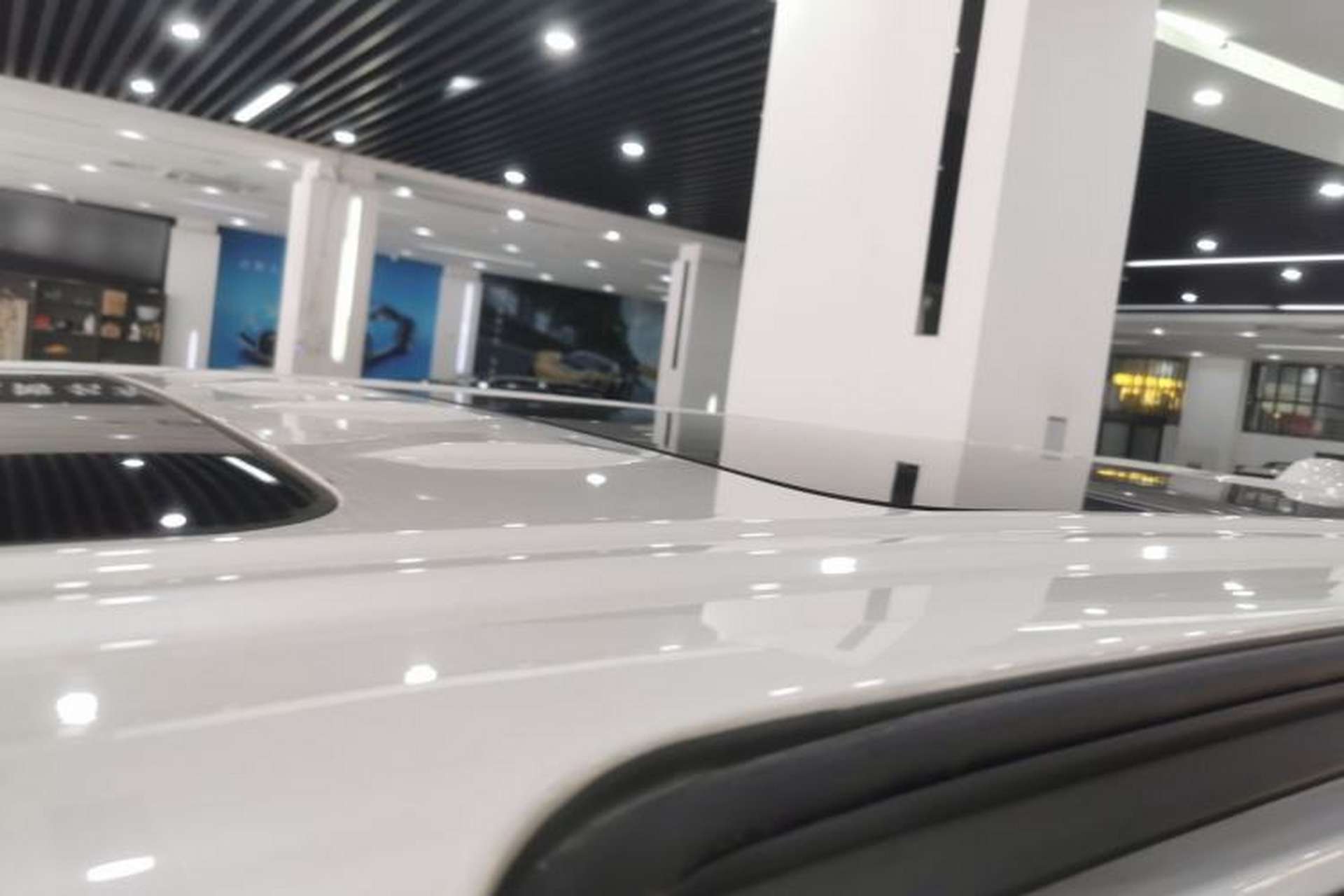 Used Buick Century 2023 2.0T Seven-Seater Yinshi Edition Roof