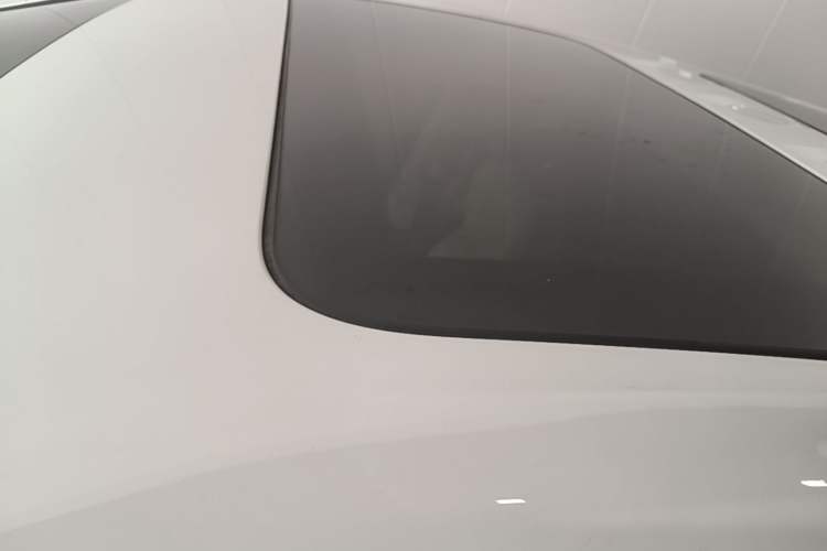 Used Buick Century 2023 2.0T Six-Seater Yinshi Edition Roof