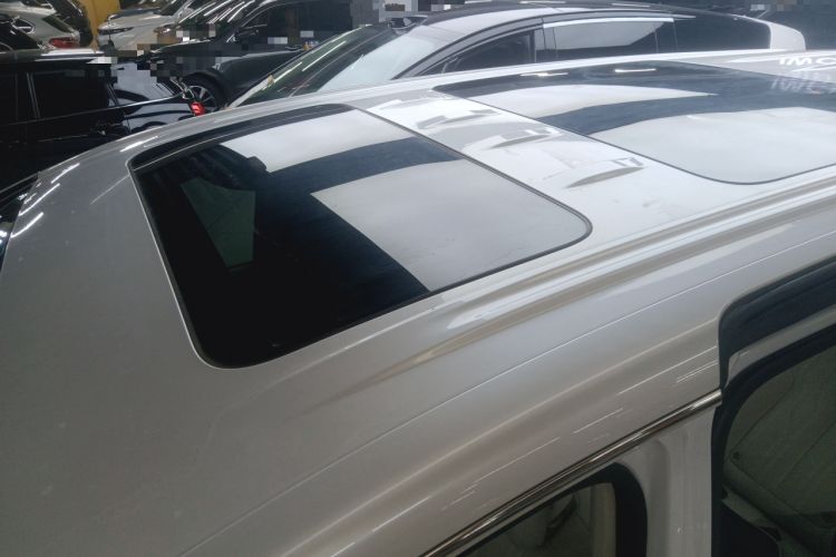 Used Buick Century 2023 2.0T Six-Seater Yinshi Edition Roof