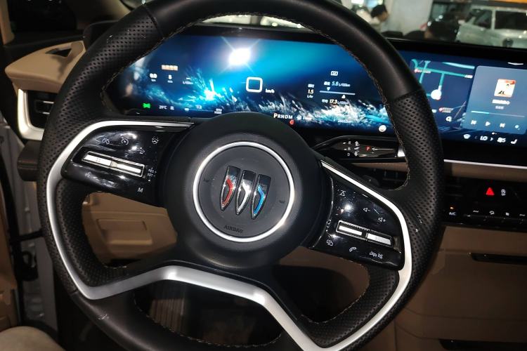 Used Buick Century 2023 2.0T Seven-Seater Deluxe Edition Steering Wheel