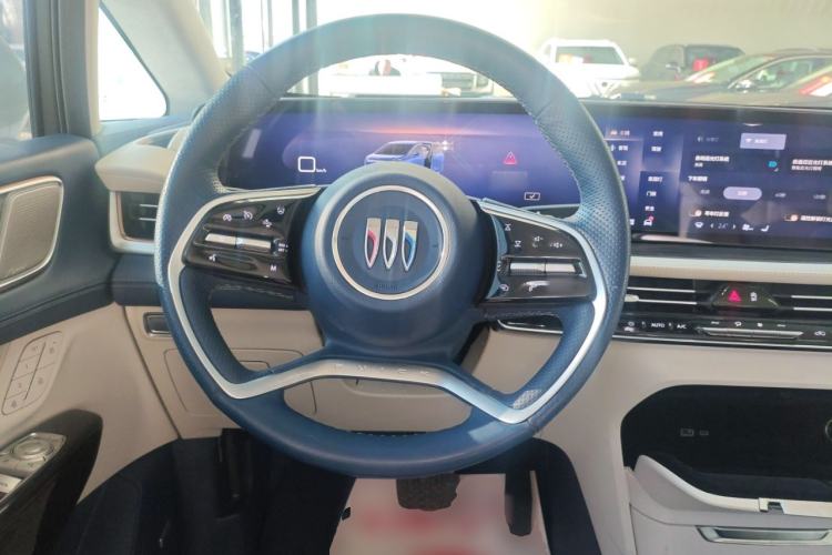 Used Buick Century 2023 2.0T Six-Seater Yinshi Edition Steering Wheel