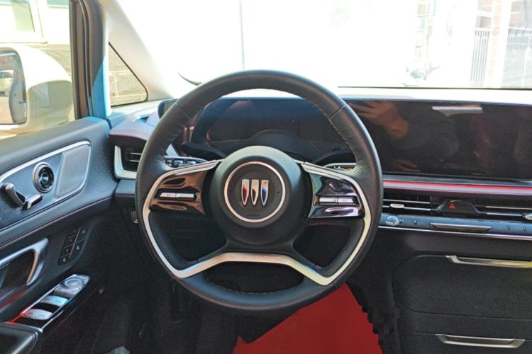 Used Buick Century 2023 2.0T Six-Seater Yinshi Edition Steering Wheel