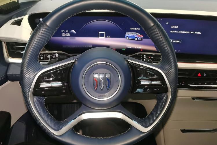 Used Buick Century 2023 2.0T Seven-Seater Yinshi Edition Steering Wheel