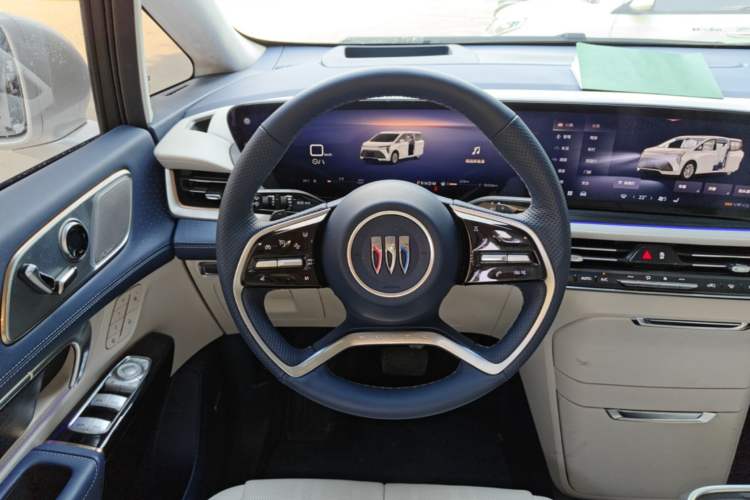 Used Buick Century 2023 2.0T Six-Seater Yinshi Edition Steering Wheel