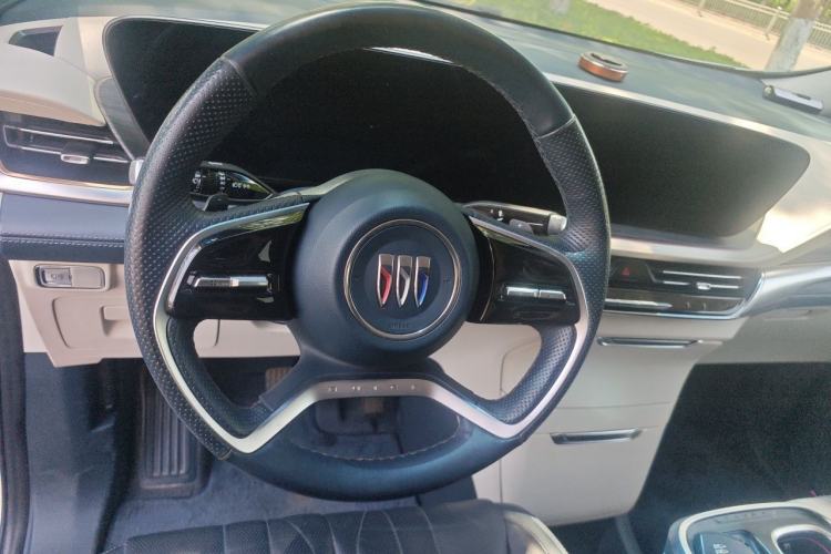 Used Buick Century 2023 2.0T Four-Seat Private Edition Steering Wheel