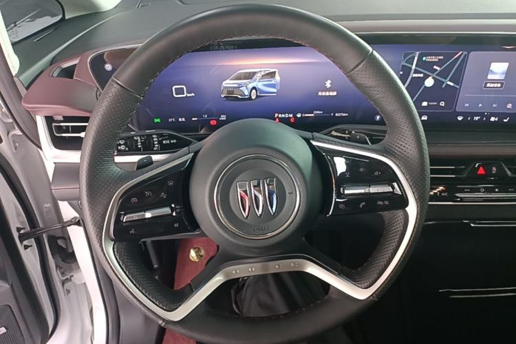 Used Buick Century 2023 2.0T Six-Seater Yinshi Edition Steering Wheel