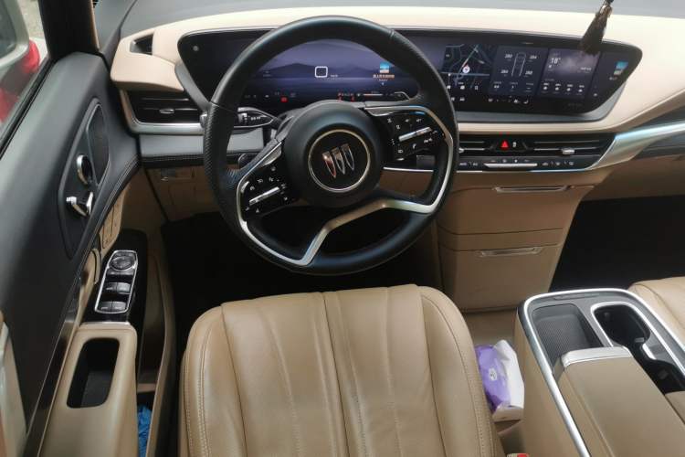 Used Buick Century 2023 2.0T Seven-Seater Deluxe Edition Steering Wheel