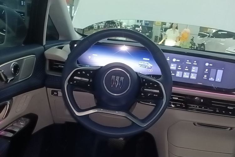 Used Buick Century 2023 2.0T Six-Seater Yinshi Edition Steering Wheel