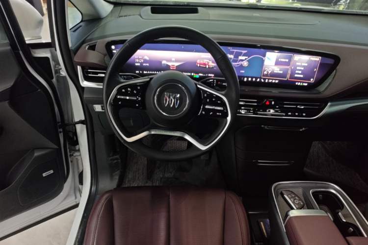 Used Buick Century 2023 2.0T Six-Seater Yinshi Edition Steering Wheel