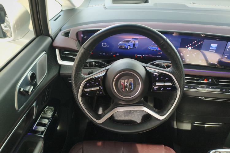 Used Buick Century 2023 2.0T Six-Seater Yinshi Edition Steering Wheel