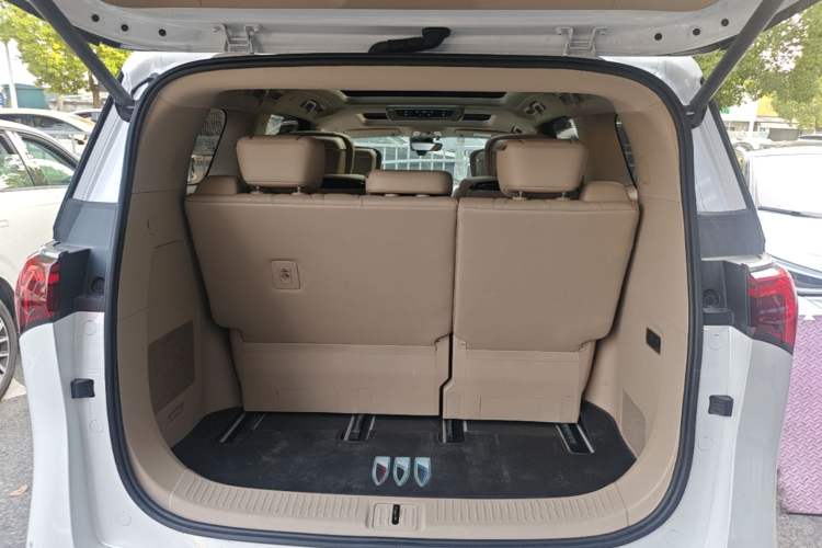 Used Buick Century 2023 2.0T Seven-Seater Deluxe Edition Trunk