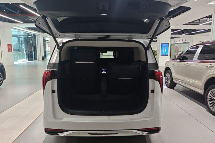 Used Buick Century 2023 2.0T Four-Seat Private Edition Trunk