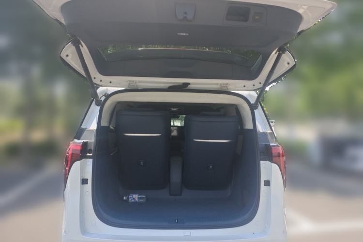 Used Buick Century 2023 2.0T Four-Seat Private Edition Trunk