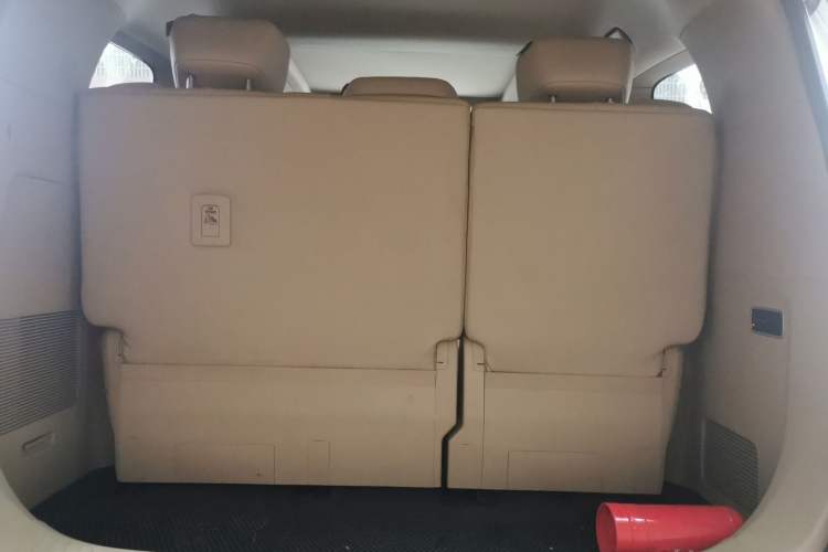 Used Buick Century 2023 2.0T Seven-Seater Deluxe Edition Trunk