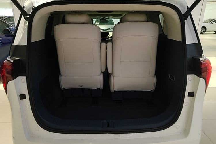 Used Buick Century 2023 2.0T Six-Seater Yinshi Edition Trunk