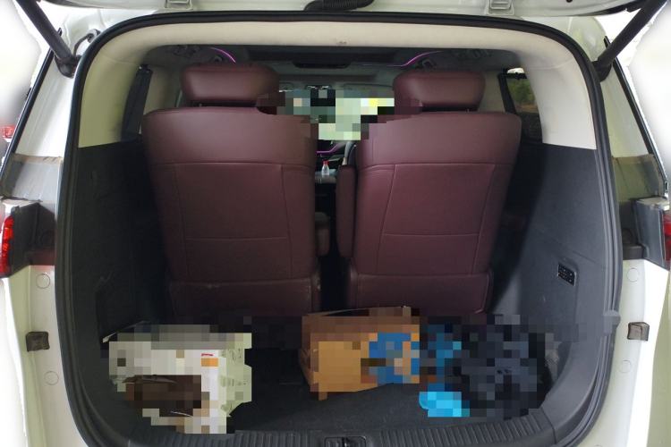 Used Buick Century 2023 2.0T Six-Seater Yinshi Edition Trunk