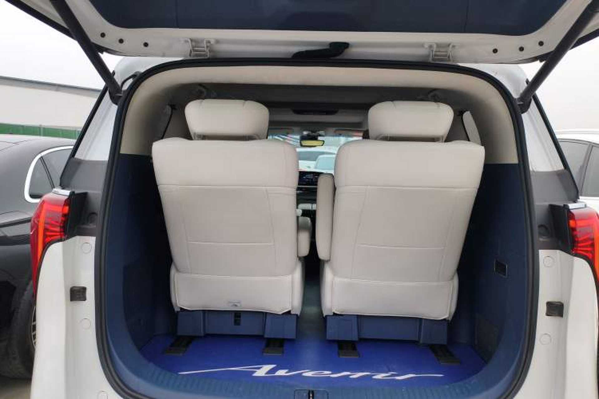 Used Buick Century 2023 2.0T Six-Seater Yinshi Edition Trunk
