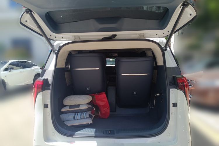 Used Buick Century 2023 2.0T Four-Seat Private Edition Trunk