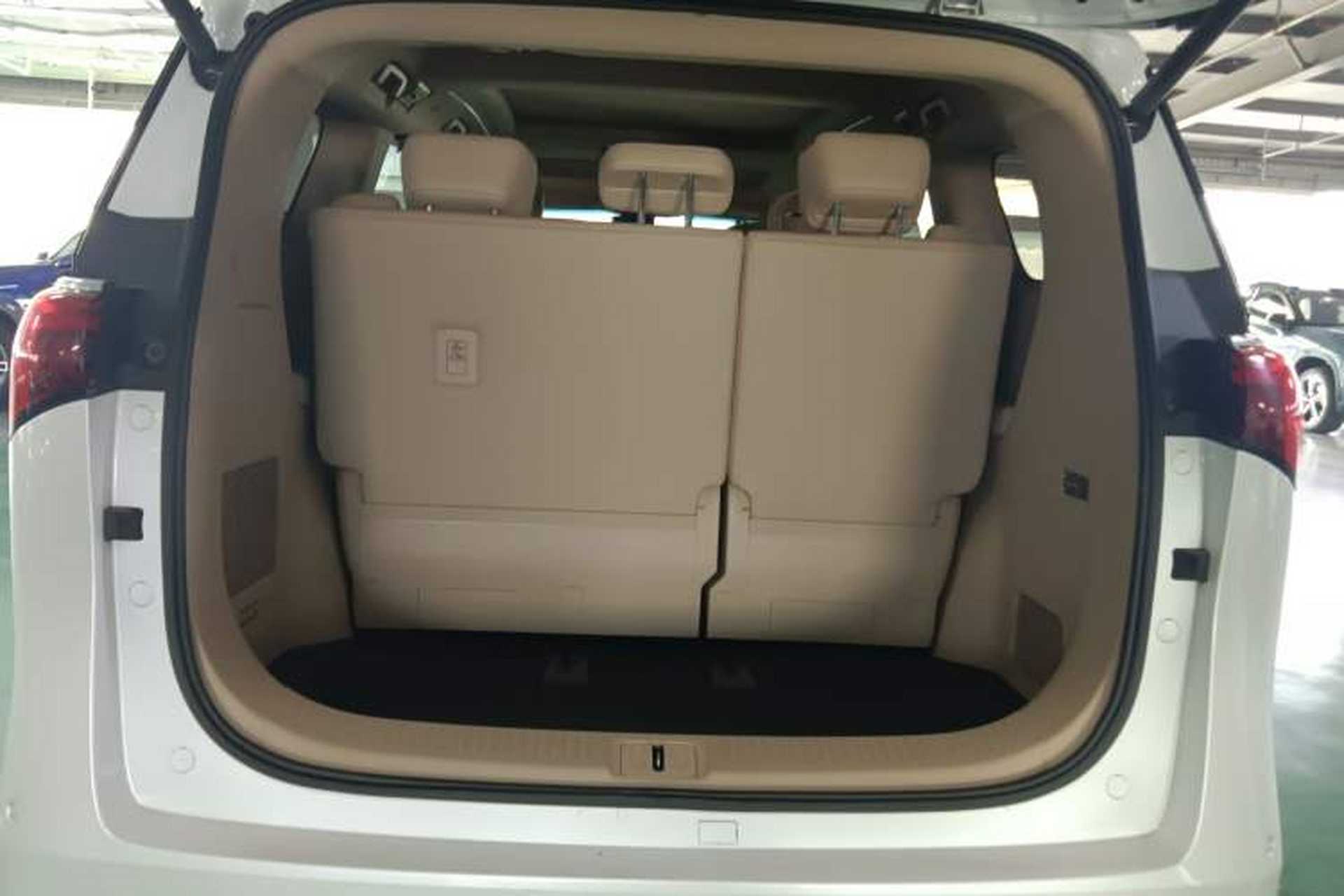 Used Buick Century 2023 2.0T Seven-Seater Deluxe Edition Trunk