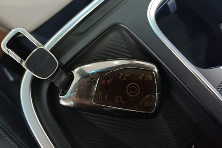 Used Buick Century 2023 2.0T Four-Seat Private Edition Vehicle Key