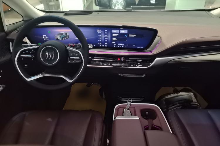Used Buick Century 2025 2.0T Six-Seater YinShi Edition Center Console
