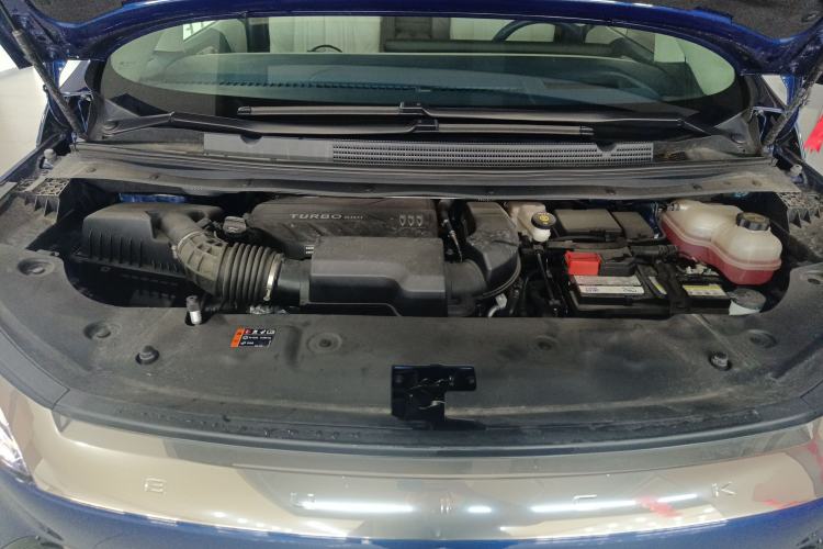 Used Buick Century 2025 2.0T Seven-Seater Yinshi Edition Engine Bay