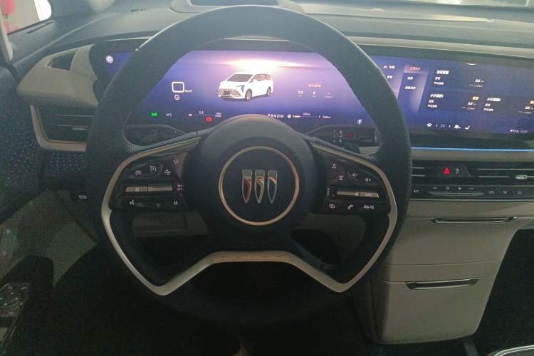 Used Buick Century 2025 2.0T Seven-Seater Yinshi Edition Steering Wheel