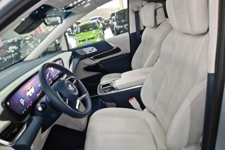 Used Buick Century 2025 2.0T Seven-Seater Yinshi Edition Left Front Seat