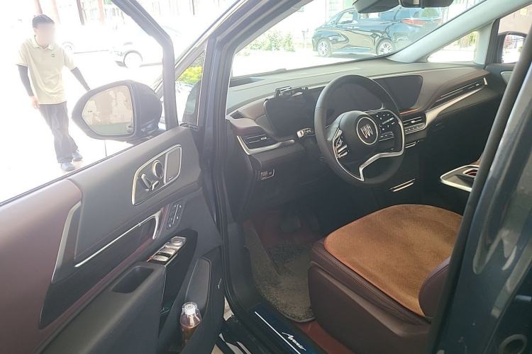 Used Buick Century 2025 2.0T Six-Seater YinShi Edition Driver Seat