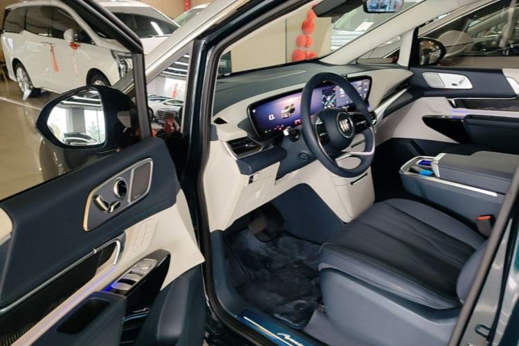 Used Buick Century 2025 2.0T Four-Seat Private Edition Driver Seat