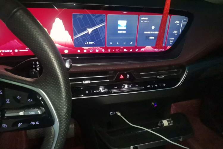 Used Buick Century 2025 2.0T Seven-Seater Yinshi Edition Audio And AC Panel