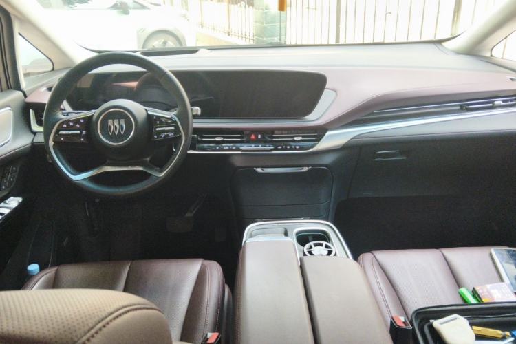 Used Buick Century 2025 2.0T Six-Seater YinShi Edition Center Console