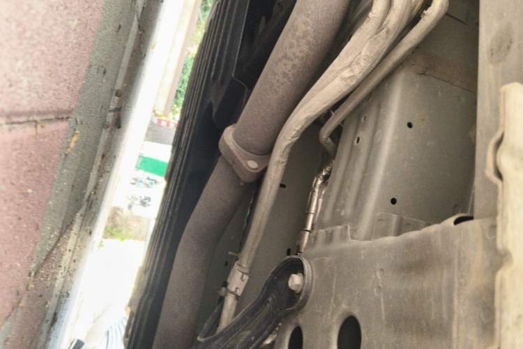 Used Buick Century 2025 2.0T Six-Seater YinShi Edition Chassis Front Right