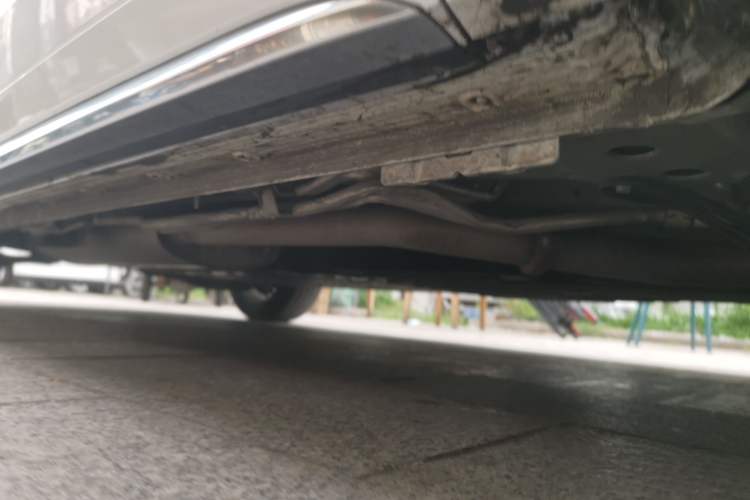 Used Buick Century 2025 2.0T Seven-Seater Deluxe Edition Chassis Front Right