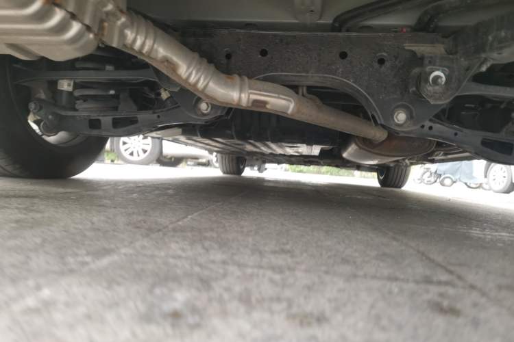 Used Buick Century 2025 2.0T Seven-Seater Deluxe Edition Chassis Rear