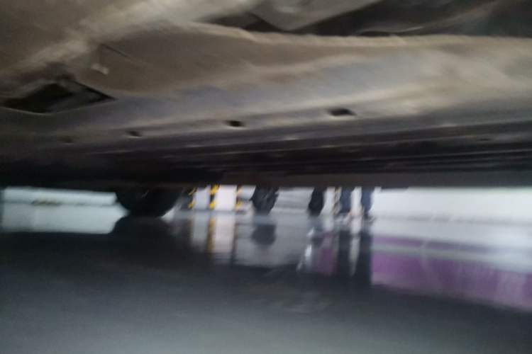 Used Buick Century 2025 2.0T Seven-Seater Yinshi Edition Chassis Rear Left