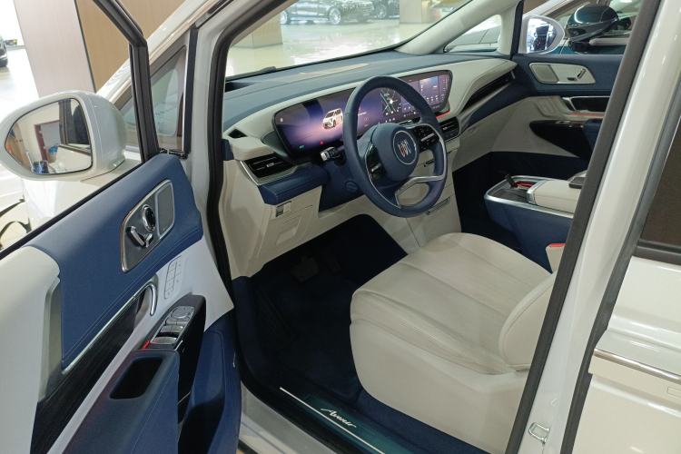 Used Buick Century 2025 2.0T Seven-Seater Yinshi Edition Driver Seat