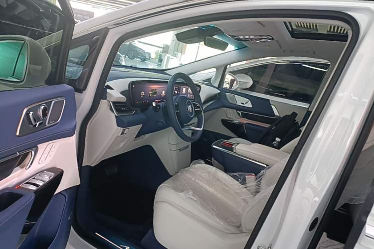 Used Buick Century 2025 2.0T Seven-Seater Yinshi Edition Driver Seat