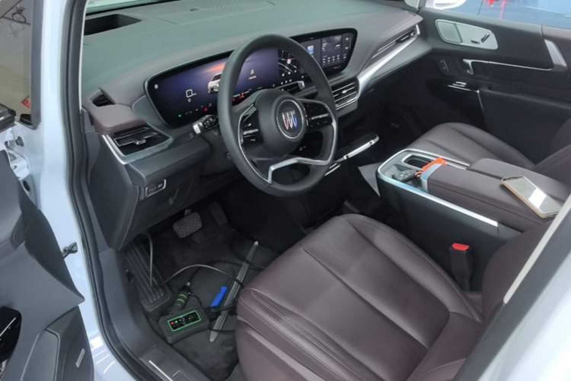 Used Buick Century 2025 2.0T Seven-Seater Yinshi Edition Driver Seat