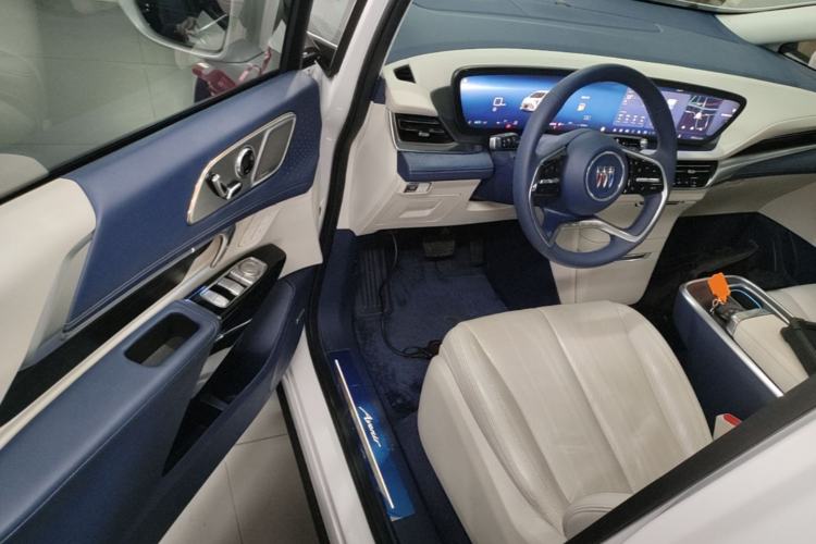 Used Buick Century 2025 2.0T Six-Seater YinShi Edition Driver Seat