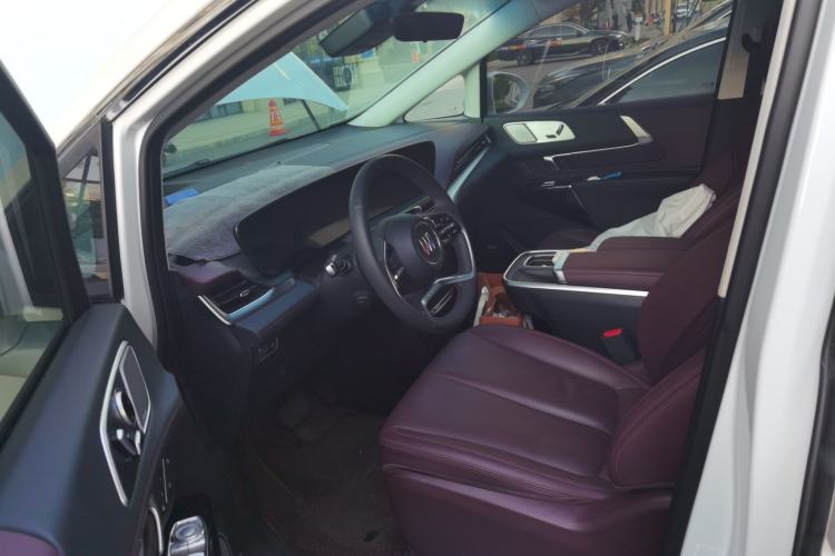 Used Buick Century 2025 2.0T Seven-Seater Yinshi Edition Driver Seat