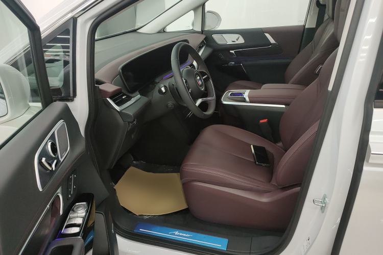 Used Buick Century 2025 2.0T Seven-Seater Yinshi Edition Driver Seat