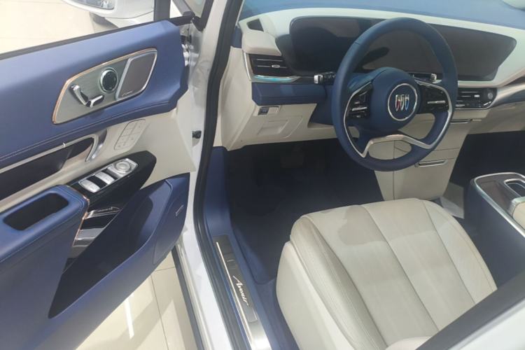 Used Buick Century 2025 2.0T Seven-Seater Yinshi Edition Driver Seat