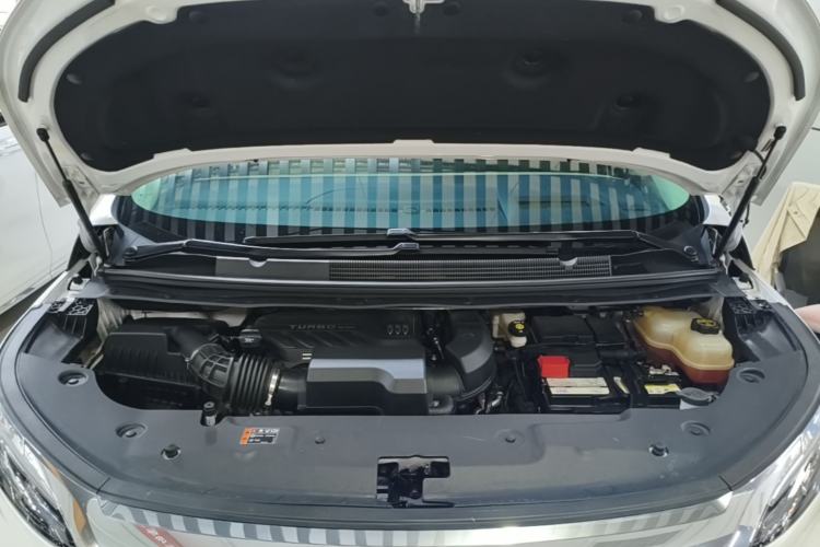 Used Buick Century 2025 2.0T Six-Seater YinShi Edition Engine Bay
