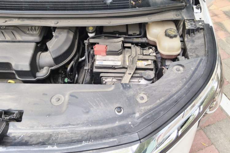 Used Buick Century 2025 2.0T Six-Seater YinShi Edition Engine Bay Left