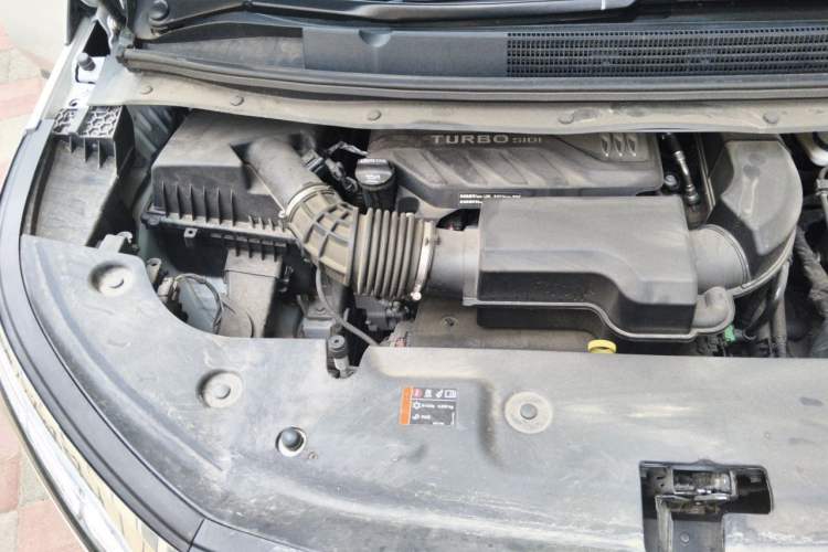 Used Buick Century 2025 2.0T Six-Seater YinShi Edition Engine Bay Right