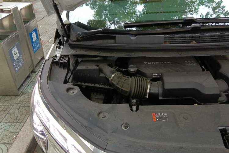 Used Buick Century 2025 2.0T Six-Seater YinShi Edition Engine Bay Right