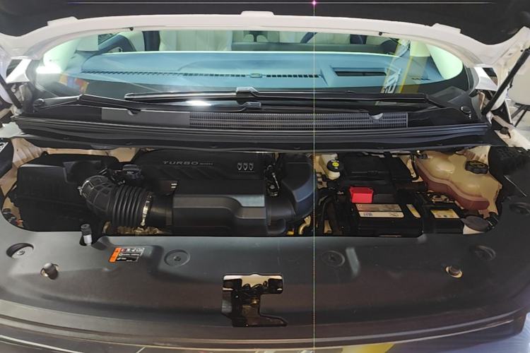 Used Buick Century 2025 2.0T Six-Seater YinShi Edition Engine Bay
