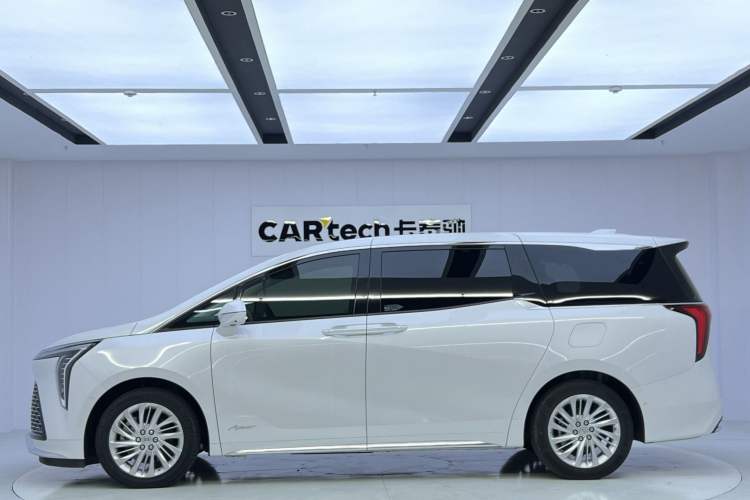 Used Buick Century 2025 2.0T Seven-Seater Yinshi Edition Exterior 2