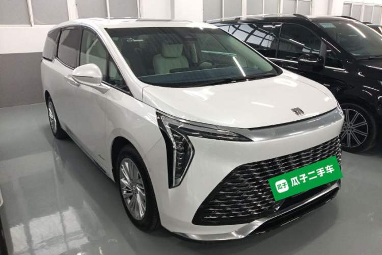 Used Buick Century 2025 2.0T Seven-Seater Yinshi Edition Exterior 2